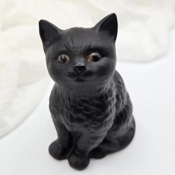 Vintage Beswick Matte Black Cat Figurine – Made in England, 4” Tall Ceramic Cat - Picture 1 of 7